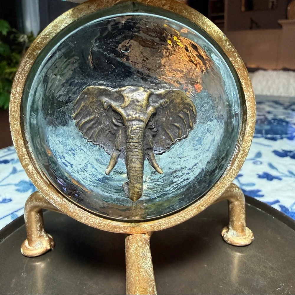 VTG  Art nouveau Brass Ornate Stand with Blue Glass & Elephant MCM Soap Dish EUC